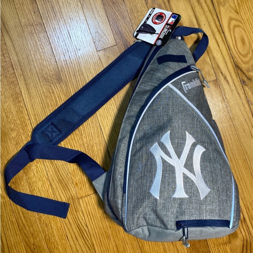 Franklin MLB New York Slingbak Multiple Storage Comfort Shoulder Strap Backpack